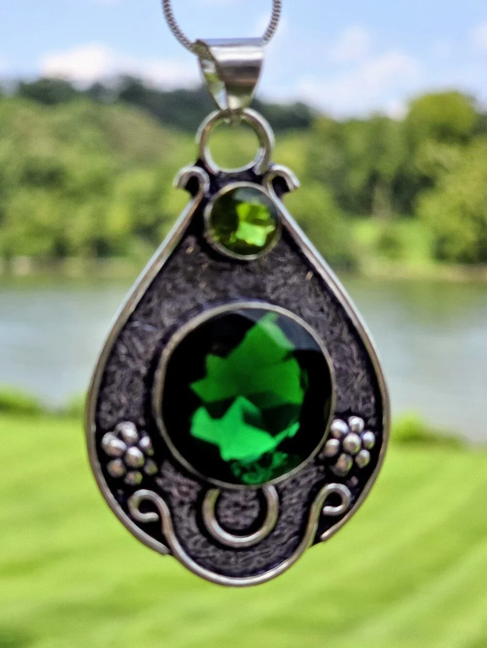 Chrome Diopside & Periodot Pendant Necklace In 925 Sterling Silver (2.5